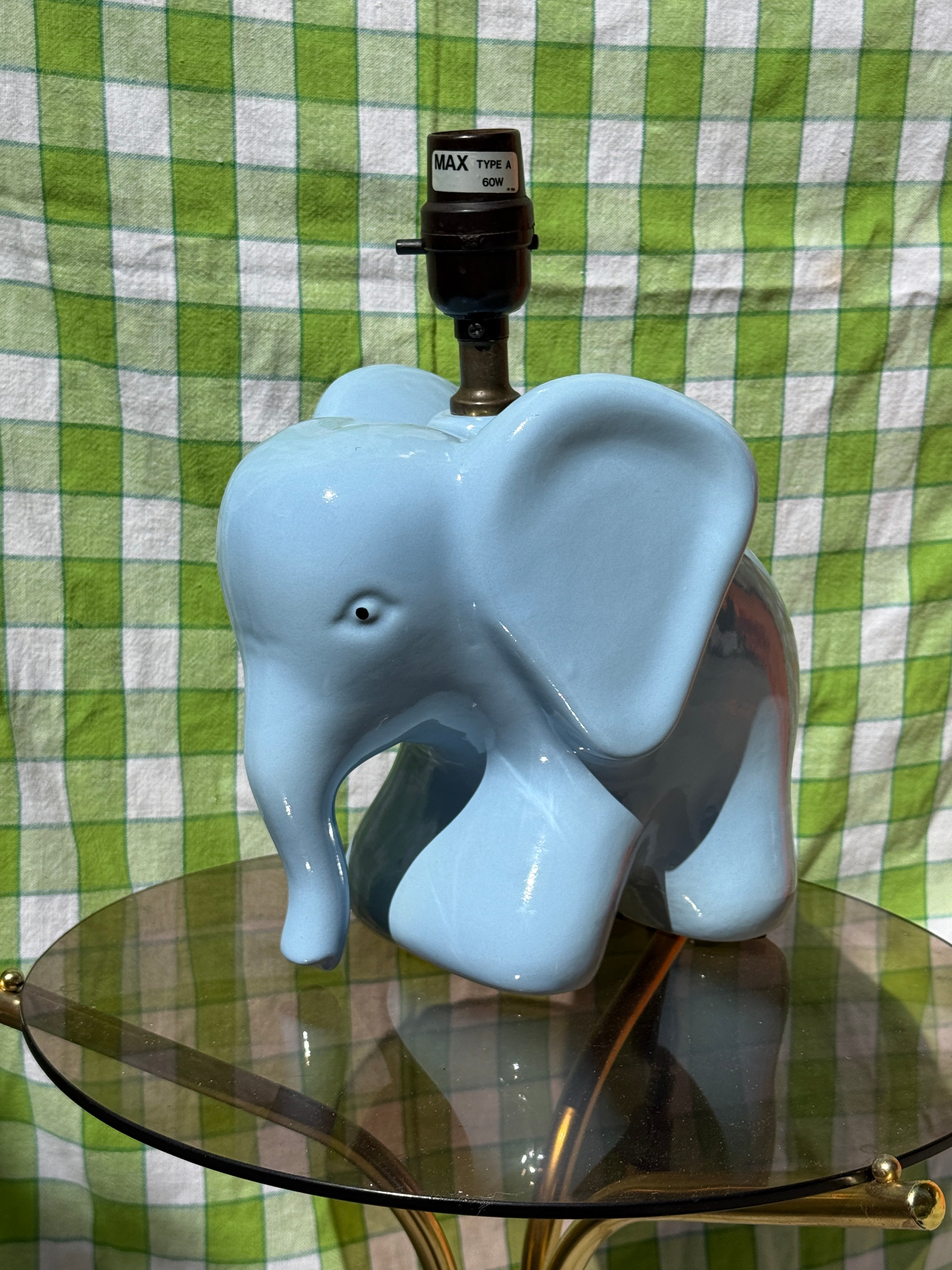O Design Baby Elephant Lamp