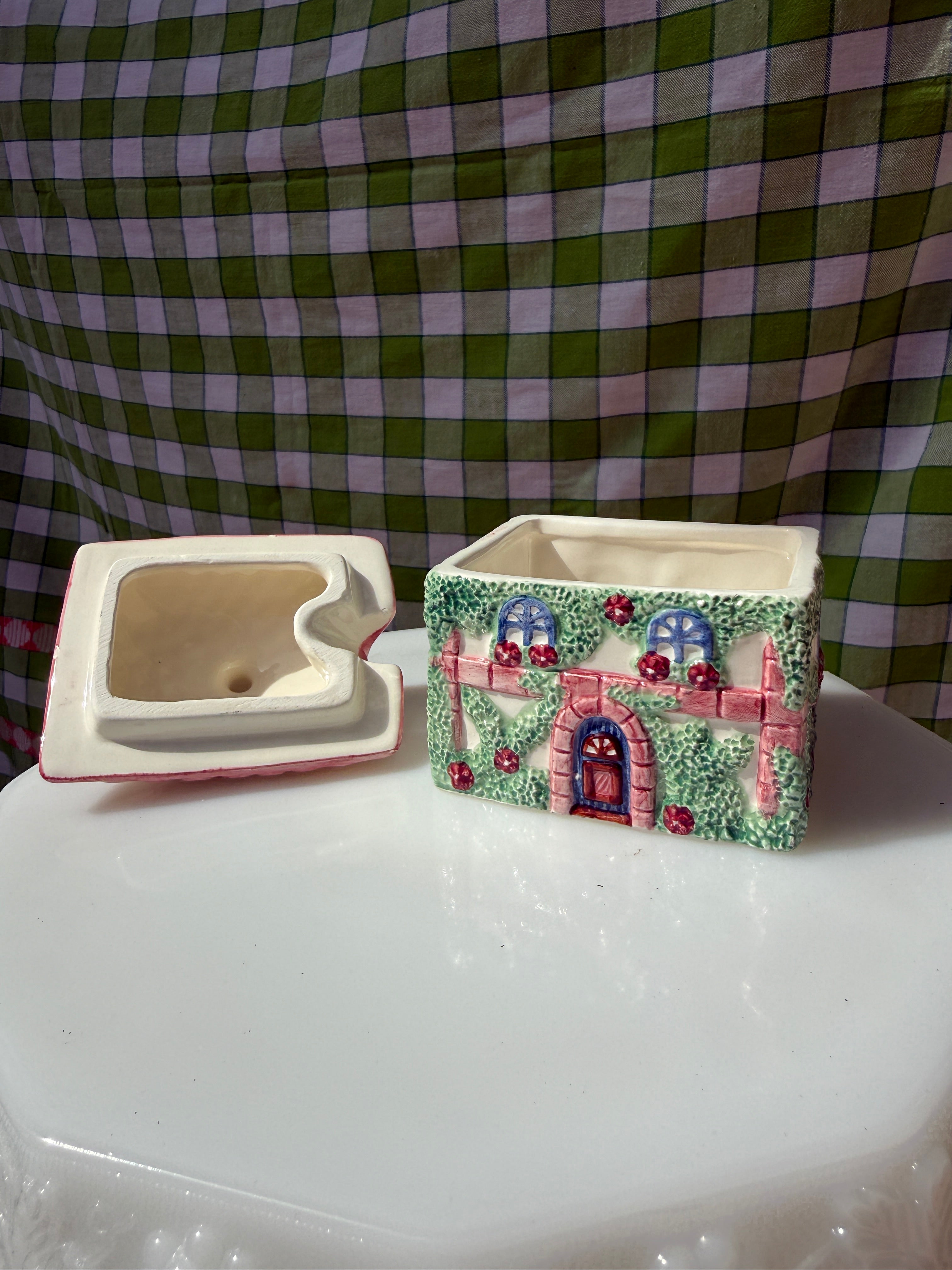 AVON Country Cottage Sugar Pot
